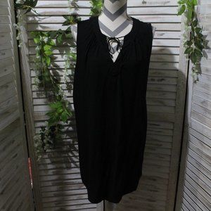 old navy black sleeveless shift dress (436)